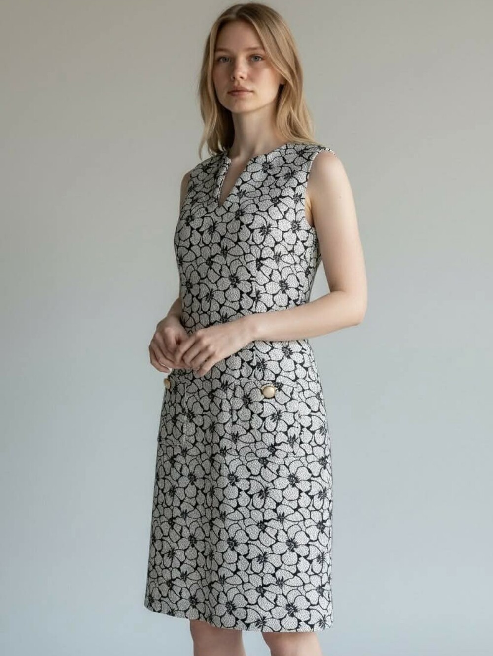 Karl Lagerfeld Black & White Floral Notch-Neck Shift Dress